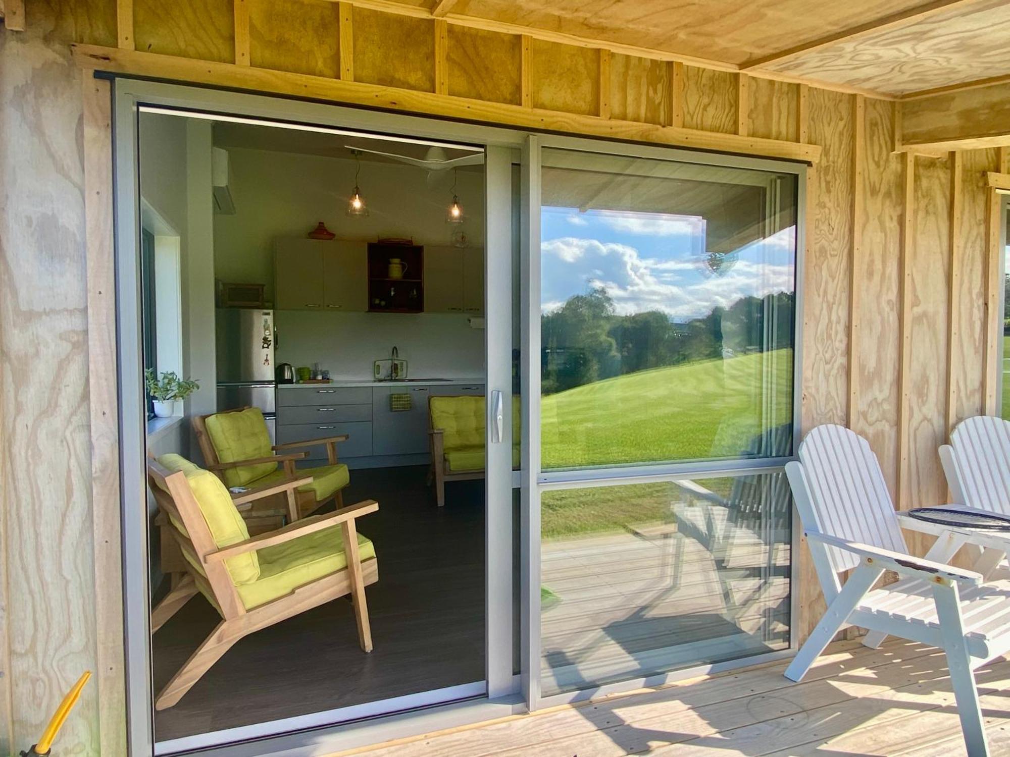 Moko Hiwi Escape Ruakaka - Tui Suite Esterno foto